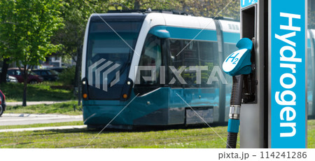 A hydrogen fuel cell tram concept A hydrogen fuel cell tram concept 114241286