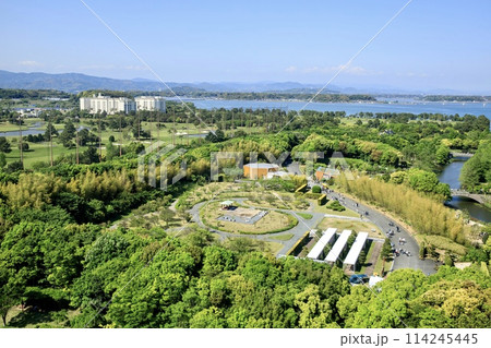 浜松市、浜名湖ガーデンパークからの眺め（舘山寺方面） 114245445