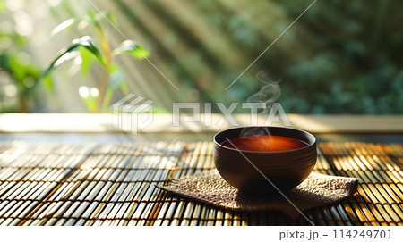 アジアンテイストな温かいお茶の背景 114249701
