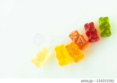 テディベアのグミキャンディ テディベアのグミキャンディ 114251592