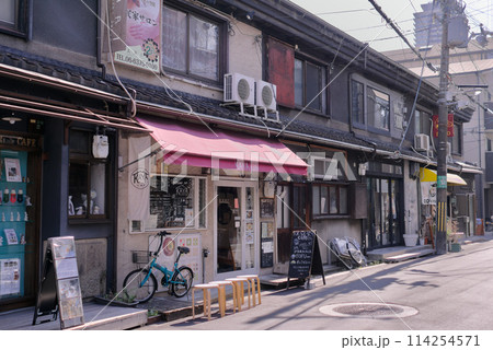 大阪 中崎町の街なみ 大阪 中崎町の街なみ 114254571