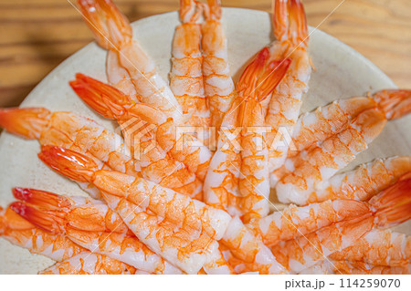 美味しそうな大量のエビ 美味しそうな大量のエビ 114259070