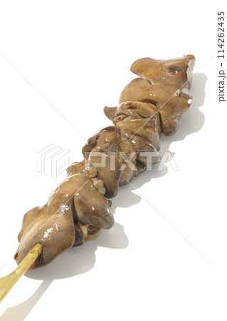 焼き鳥、レバーを白背景で撮影 114262435