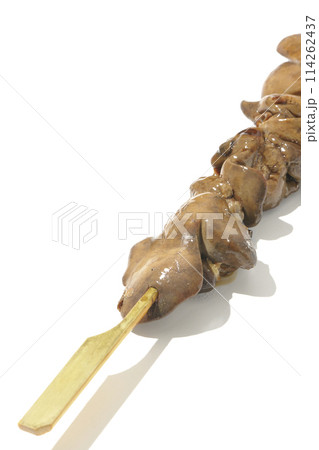 焼き鳥、レバーを白背景で撮影 焼き鳥、レバーを白背景で撮影 114262437