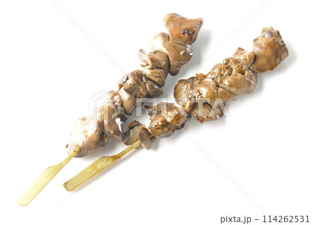 焼き鳥、レバーを白背景で撮影 114262531