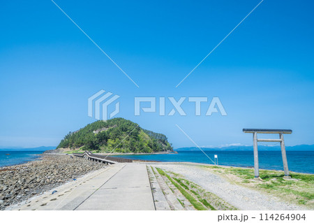 「青森県」初夏の夏泊半島の風景 114264904