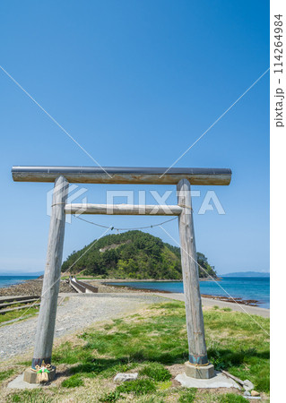 「青森県」初夏の夏泊半島の風景 114264984