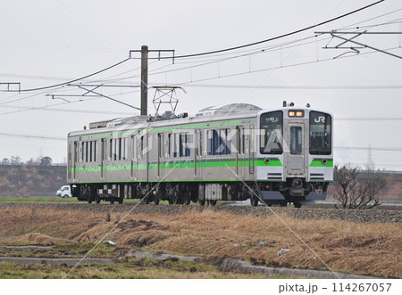 白新線 佐々木ー西新発田 JR東日本 E127系 V10編成(新潟) 白新線 佐々木ー西新発田 JR東日本 E127系 V10編成(新潟) 114267057