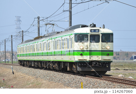白新線　佐々木ー西新発田　JR東日本　115系　L-10編成（新潟） 114267060