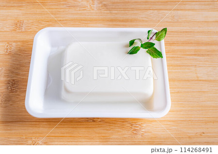 手作りの杏仁豆腐 114268491