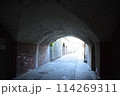 千代ケ崎砲台の建物の中 114269311