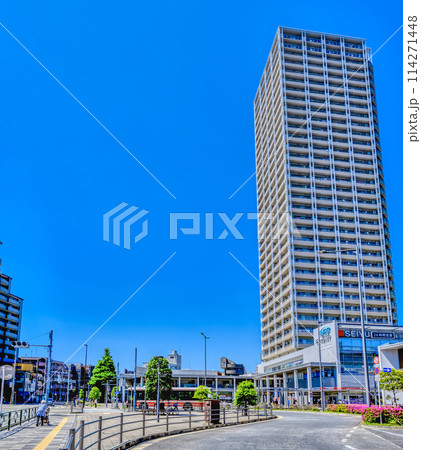 東京都調布市の都市風景　国領駅 114271448