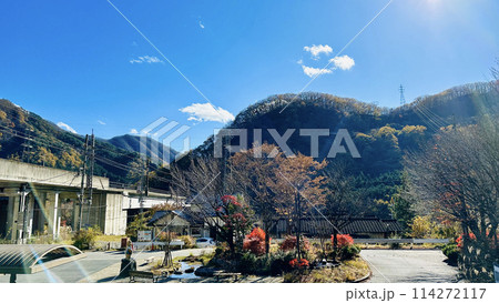 川治湯元駅前の紅葉 川治湯元駅前の紅葉 114272117