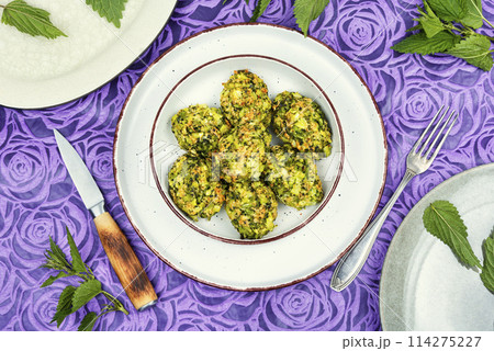 Diet cutlets nettles, tasty vegan food. 114275227
