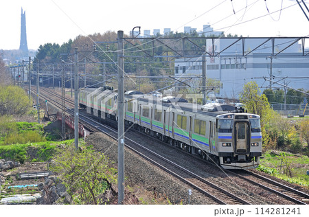 函館本線　森林公園ー厚別　JR北海道　キハ201系　D-104編成＋731系　G-108 114281241