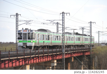 函館本線　江別ー豊幌　JR北海道　721系　F-10編成（札幌）　区間快速 114282245