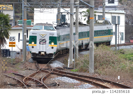 伯備線特急やくも号:381系電車(岡山⇔出雲市) 伯備線特急やくも号:381系電車(岡山⇔出雲市) 114285618