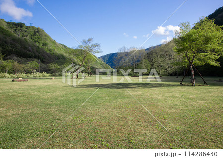 キャンプ　BBQ 114286430