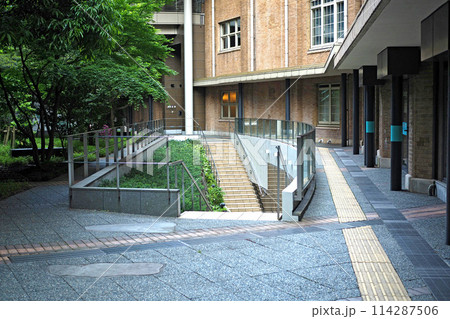 江戸城外堀・虎ノ門跡の石垣【東京都千代田区霞が関】 114287506