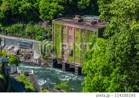 旧宇治川電気志津川発電所跡　京都府宇治市 114288193