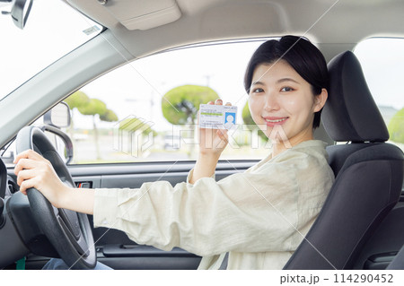 免許　車　教習所 114290452