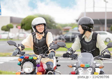 免許　バイク　教習所 114290706