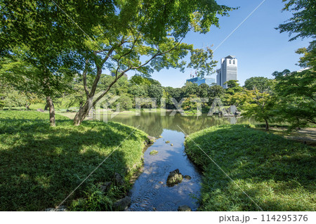 小石川後楽園　東京都文京区小石川 114295376
