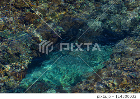 沖縄県 宮古島市 島 天国 夏休み 午前 雲 パナリ 岩礁 平安名埼灯台 サンゴ礁 東平安名崎 魚 沖縄県 宮古島市 島 天国 夏休み 午前 雲 パナリ 岩礁 平安名埼灯台 サンゴ礁 東平安名崎 魚 114300032