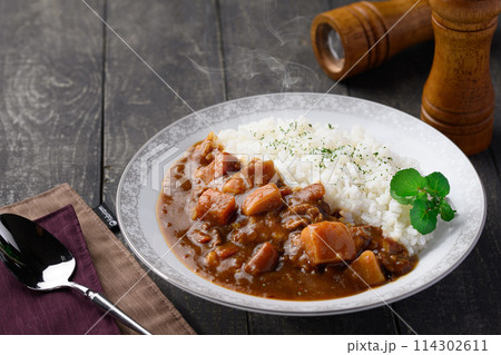 お野菜たっぷりのカレーライス お野菜たっぷりのカレーライス 114302611