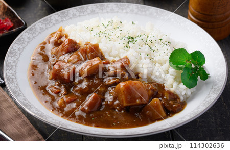 お野菜たっぷりのカレーライス 114302636