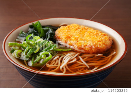 コロッケ蕎麦 114303853