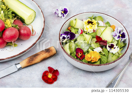 Salad of vegetables and flowers. 114305530
