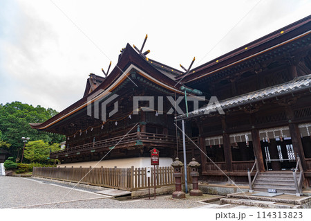 岡山 吉備津神社 国宝本殿 114313823