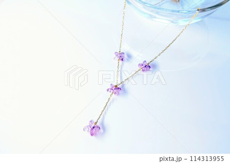 お花のような可愛いアメシストペンダント お花のような可愛いアメシストペンダント 114313955
