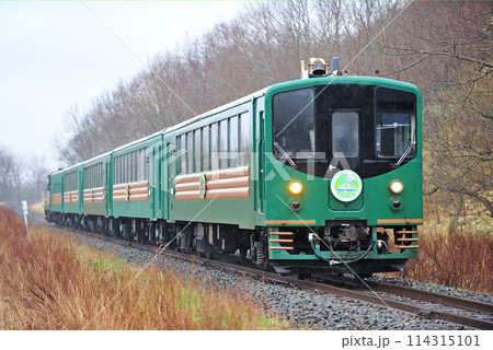 釧網本線 釧路湿原ー遠矢 JR北海道 オクハテ510-1(釧路) くしろ湿原ノロッコ号 80周年 釧網本線 釧路湿原ー遠矢 JR北海道 オクハテ510-1(釧路) くしろ湿原ノロッコ号 80周年 114315101