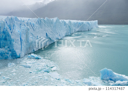 Perito Moreno glacier view, Patagonia landscape, Argentina 114317487