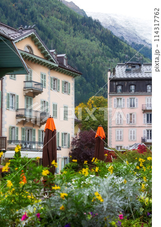 Houses, flowers in center of Chamonix, France 114317762