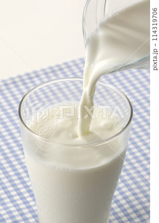 牛乳 114319706
