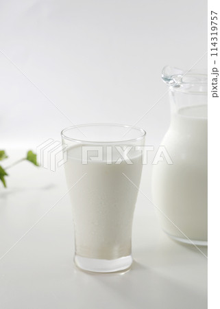 牛乳 ミルク 牛乳 ミルク 114319757
