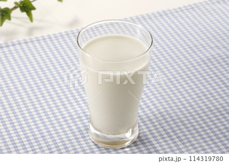 牛乳 ミルク 114319780