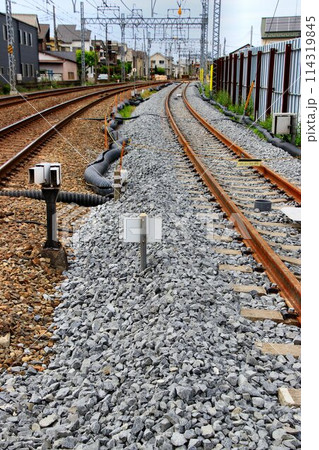 進む準備段階… 高架化に向け線路切替工事を目前に控えた『春日部~北春日部駅間』上り本線 進む準備段階… 高架化に向け線路切替工事を目前に控えた『春日部~北春日部駅間』上り本線 114319845