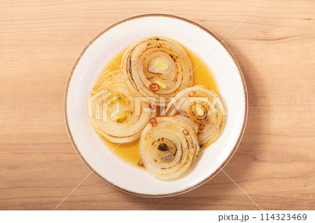 玉ねぎの煮浸し 114323469