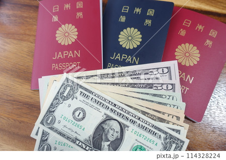 日本国旅券とドル 日本国パスポートとドル 日本国旅券とドル 日本国パスポートとドル 114328224