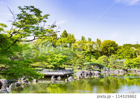 快晴の神戸しあわせの村・日本庭園・回遊式庭園 114329862