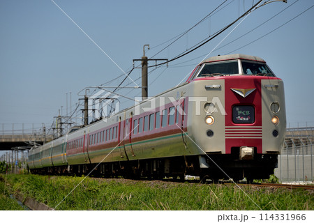 伯備線を走る381系L特急やくも16号 114331966