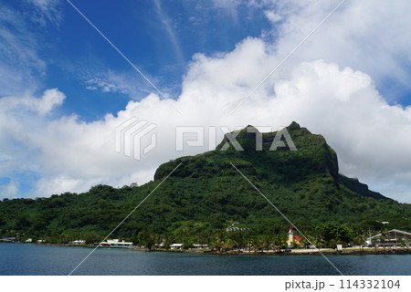 オテマヌ山 ボラボラ島 オテマヌ山 ボラボラ島 114332104
