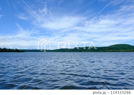 夏の網走湖の風景 夏の網走湖の風景 114333298