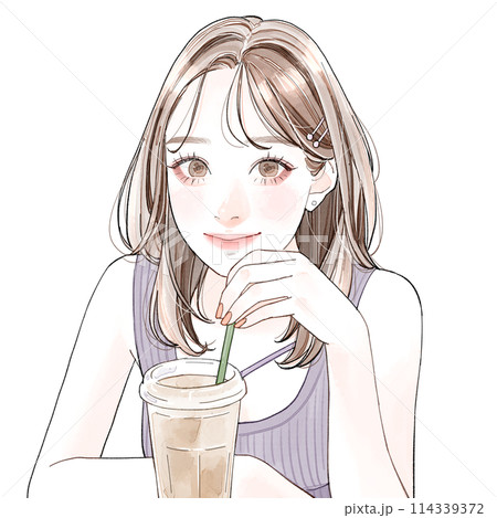 カフェオレを飲む女性 114339372