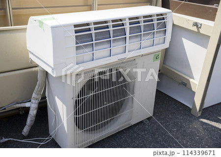 エアコン処分　粗大ごみ　廃棄イメージ 114339671