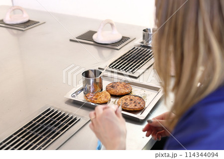 草加せんべい手焼き体験 114344094